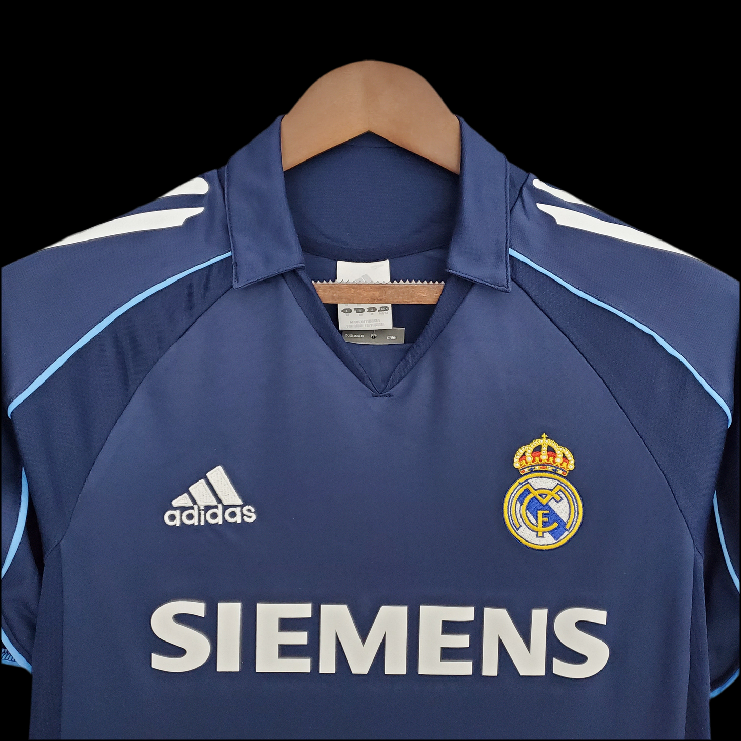 Retro Real Madrid 05/06 Away Jersey- Fan Version